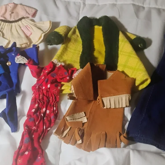 Vintage Barbie Clothes - Picture 1 of 6